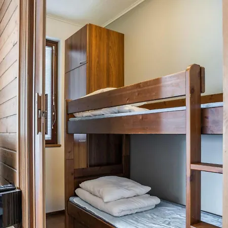 201 By Interhome Ferienhaus *